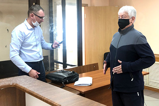 В Вахитовском районном суде Казани гособвинение продолжает зачитывать письменные материалы уголовного дела в отношении экс-бенефициара «Татфондбанка» Роберта Мусина