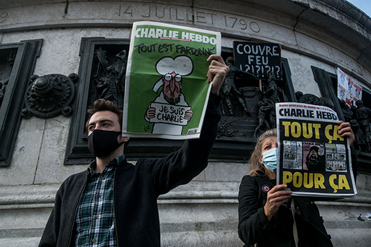 «То, что «Шарли Эбдо» что-то рисует — так это традиция французской прессы»