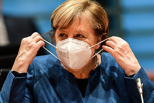 Заявлению французского лидера предшествовало аналогичное выступление о чуть менее жестких ограничениях, чем весной, канцлера ФРГ Ангелы Меркель