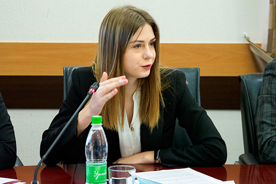 Алена Лапенкова: «Чем закончилась ситуация в КХТИ, мы все прекрасно знаем — с ректором… Но не хочется такого повторять»