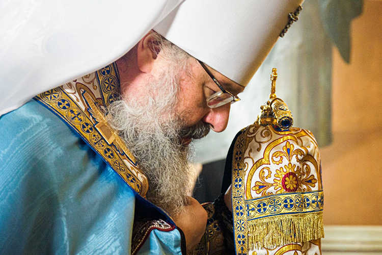 Новый митрополит Казанский и Татарстанский Кирилл (Михаил Наконечный) родился 15 мая 1961 года в пермском поселке Верхнечусовские городки в рабочей семье