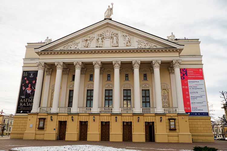 В столице Татарстане завершился 33-й по счету Международный фестиваль классического балета им. Рудольфа Нуриева, прошедший в этом году в непривычное время и в усеченном виде