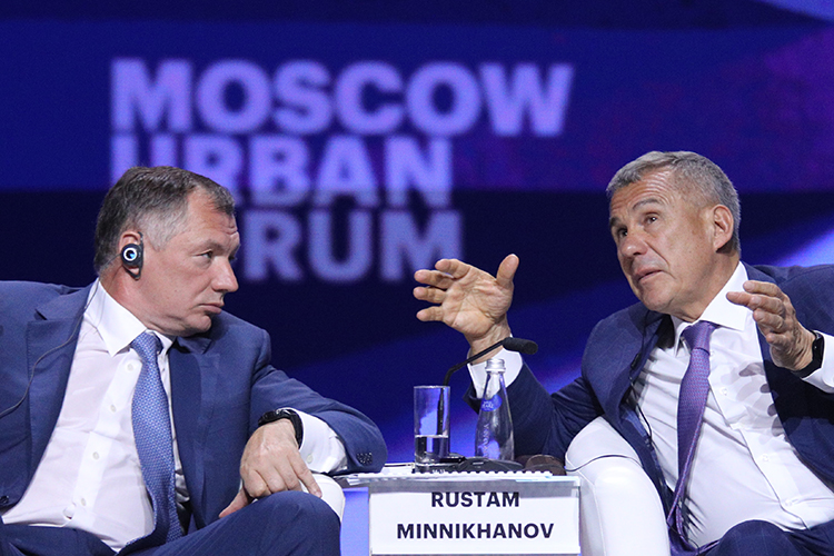 Марат Хуснуллин (слева) не раз комплиментарно отзывался о ГК «ПИК», да и Рустам Минниханов (справа) приглашал: «Давай, приезжай, у нас есть несколько больших площадок»