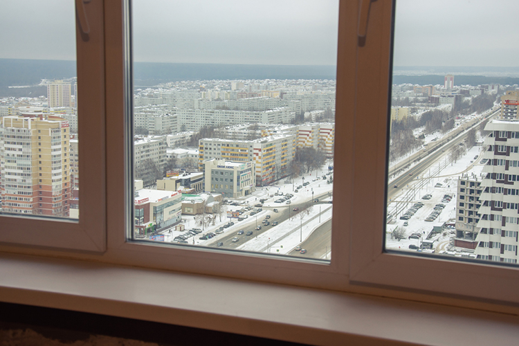 «Еще один свежий характерный пример, касающийся физических лиц — в России сотрудники жилищных инспекций начали массово проверять квартиры на наличие незаконных перепланировок»