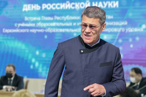 «Уже начались провокации узколобых людей!»: Хабиров решил дать бой КФУ?