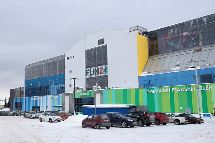 Утонувшие миллиарды Мусина: Fun24 ушел с молотка по 4,6 тысячи рублей за «квадрат»