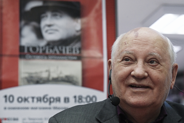 «Горбачев с помощью Ельцина лишил эту страшную, уродливую Россию ее армии и культуры»