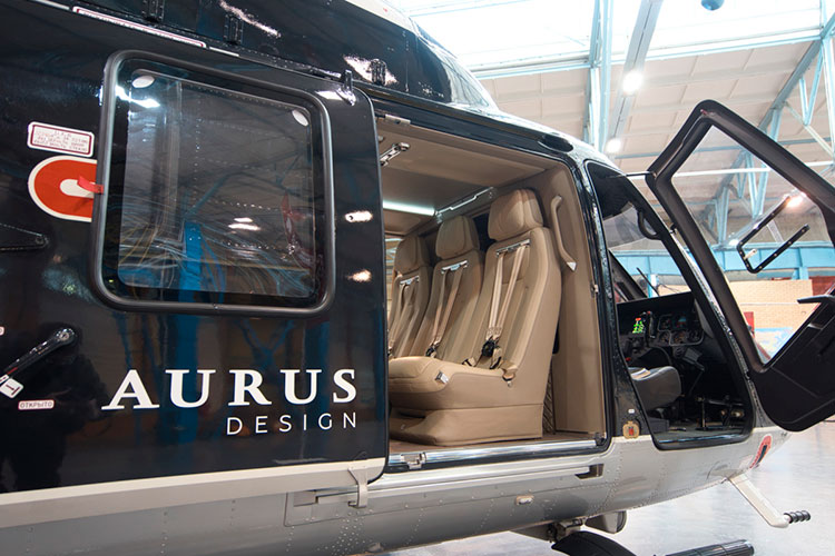 Летом 2019 года Казанский вертолетный завод (КВЗ) впервые представил люксовую версию вертолета «Ансат», выполненную в стилистике Aurus