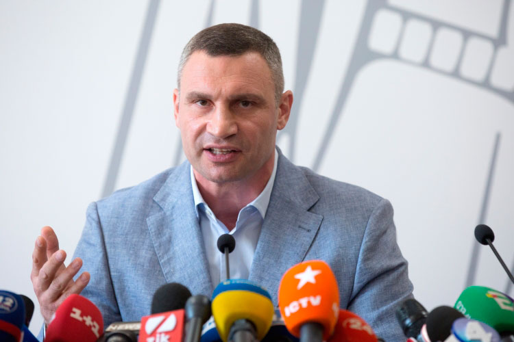 Сегодня мэр Киева Виталий Кличко объявил о введении с 20 марта строгих карантинных ограничений