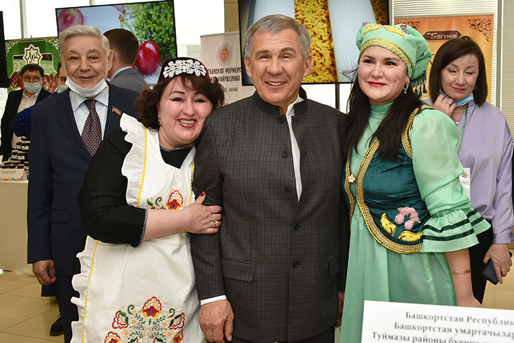«Абзый, ты в Казани был?»: фермер из Башкортостана ответил всем, кто принижает татар