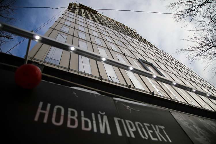 «Мы получаем быстрые деньги»: зачем Марат Зарипов отправляет соципотечников в банки?