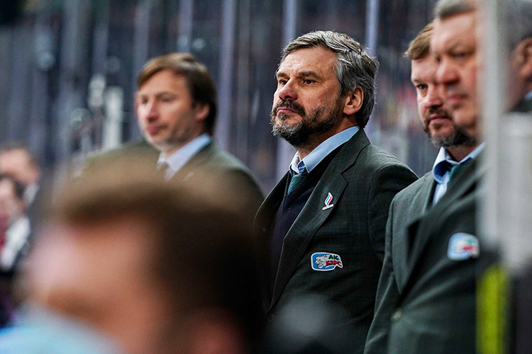 После игры главный тренер казанцев Дмитрий Квартальнов взял всю вину за поражение на себя