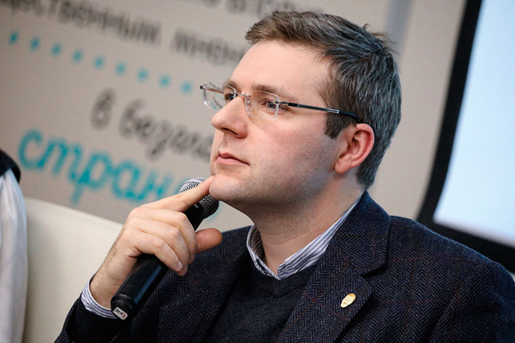 Илья Гращенков: «Силовики сегодня основная политическая сила. Они определяют, куда двигаться региону»