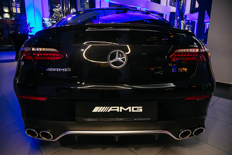 Главной изюминкой вечера была презентация нового купе Mercedes-AMG E 53 4MATIC+