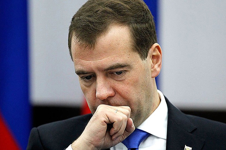 «В аппаратной логике Медведев удобнее, чем Мишустин, потому что он свой, он вероятный преемник и реальная «башенка Кремля» в отличие от восходящей звезды технократизма»