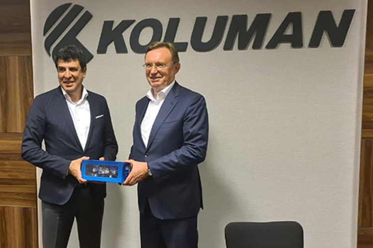 «Полуприцепы очень нужны российскому рынку»: КАМАЗ в Анкаре подписал соглашение с «Колуманом»