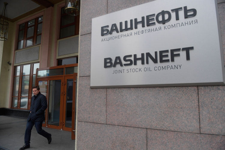 Выручка «Башнефти» сократилась на 11%: с 173,9 млрд рублей в январе–марте 2021 до 156,2 млрд рублей в январе–марте 2021 года, следует из опубликованной отчетности группы по стандартам МСФО