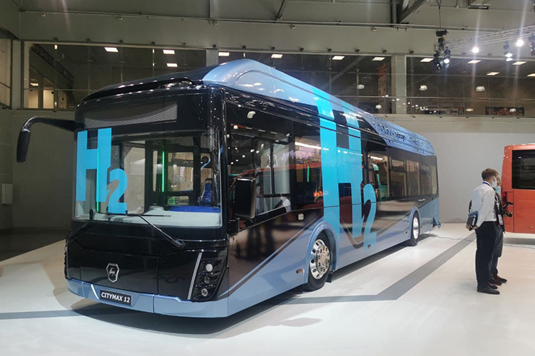 Горьковский автозавод тоже привез в Москву автобусы на водородном топливе — большой CITYMAX Hydrogen и ГАЗель City малого класса