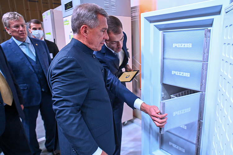 POZIS является крупнейшим в России производителем бытовой и медицинской холодильной техники. Завод производит 115 базовых моделей и более 650 модификаций, а также выпускает 160 модификаций медицинской техники, имеющей регистрационные удостоверения Росздравнадзора