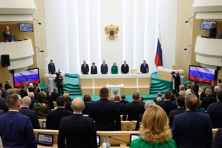 Открывая первое заседание осенней сессии Совета Федерации, председатель верхней палаты парламента Валентина Матвиенко не могла не затронуть тему выборов