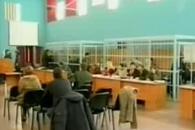 В июле 2006 года в отношении Саляхова и еще 32 участников группировки Верховный суд Татарстана вынес обвинительный приговор. В сумме они получили более 500 лет лишения свободы за 21 убийство, 7 похищений людей, многочисленные случаи вымогательства