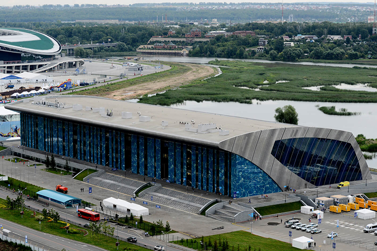 Этап Кубка мира и чемпионат Европы на короткой воде в Казани примет Дворец водных видов спорта, который задействует свои бассейны на 25 метров. На объекте действует система QR-кодов