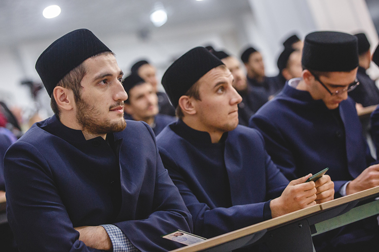 Стало известно, когда казанское представительство Болгарской исламской академии, наконец-то откроется после ремонта. Судя по всему, торжественное открытие состоится к юбилейным торжествам, приуроченным к 1100-летию принятия ислама Волжской Булгарии, отмечаемым 21 мая следующего года