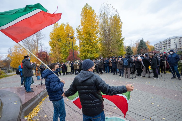 В январе этого года прокуратура Татарстана подала иск в Верховный суд РТ, в котором попросила признать ВТОЦ экстремистской организацией и запретить его деятельность