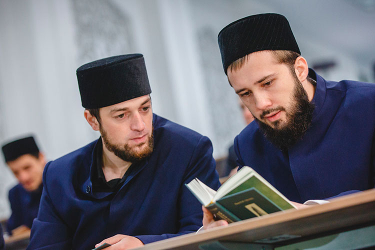 «Сегодня в Болгарской исламской академии обучаются 118 студентов, в том числе 28 докторантов»