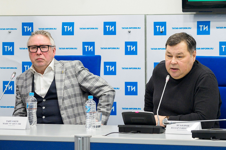 Поговорили участники пресс-конференции и о состоянии татарстанского кинематографа. Главный вопрос –почему не смотреть татарские фильмы