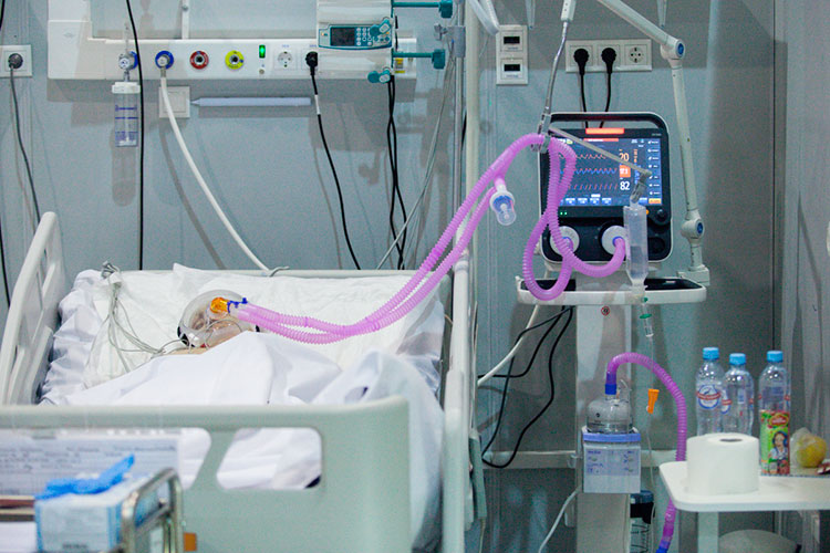 Одномоментно в ковидных больницах Татарстана сейчас находится 6-7 тыс. человек. И большинству из них жизненно необходим кислород