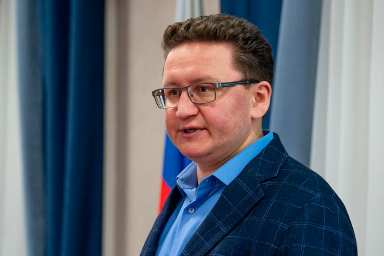 «Героем» российского сегмента интернета стал накануне директор Казанского цирка Рамиль Шарифуллин