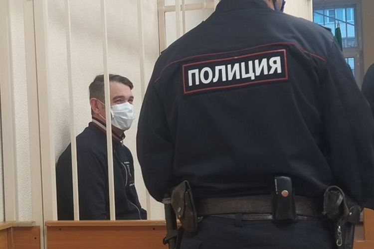 Срок ареста Лоханова продлили из-за увеличения времени расследования дела. Согласно решению Приволжского суда, он останется в СИЗО до 21 января 2022 года