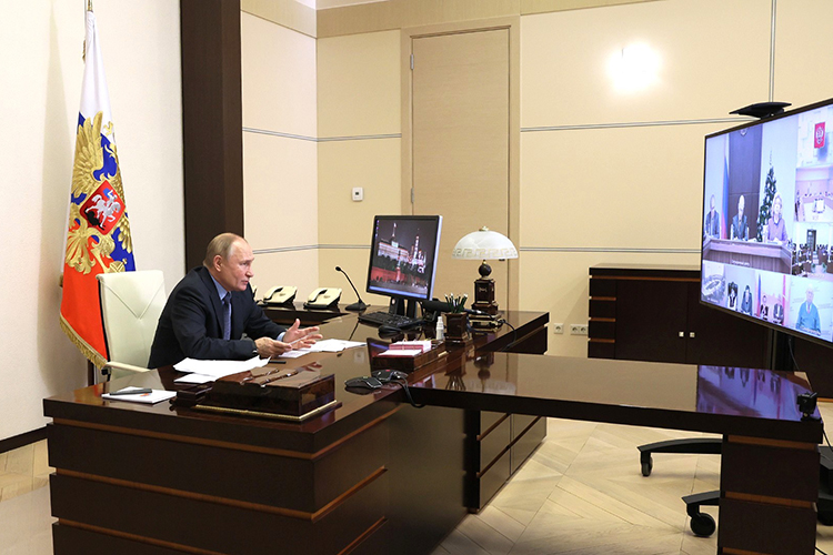 Накануне президент России Владимир Путин провел встречу с членами СПЧ