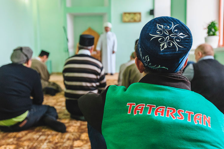 Татарстанский муфтият, кажется, нашел свою «фишку», свое УТП, как говорят в бизнесе. Ею стала идея сохранения татарского языка