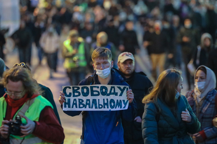 Второй пандемийный год для силовиков республики начался с задачи противодействовать акциям протеста, организованным сторонниками оппозиционера Алексея Навального
