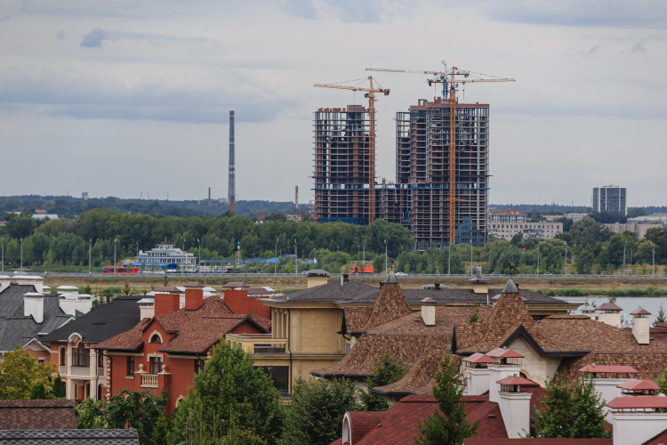 Себестоимость коттеджей выросла вдвое, квартир — на 30%, а бюджет капремонта жилья в Казани «распух» на 211 млн рублей