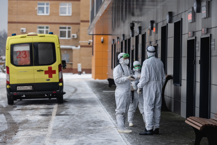21 января число заболевших коронавирусом побило рекорд с начала пандемии: за сутки инфекцию подцепили 49,5 тыс. россиян