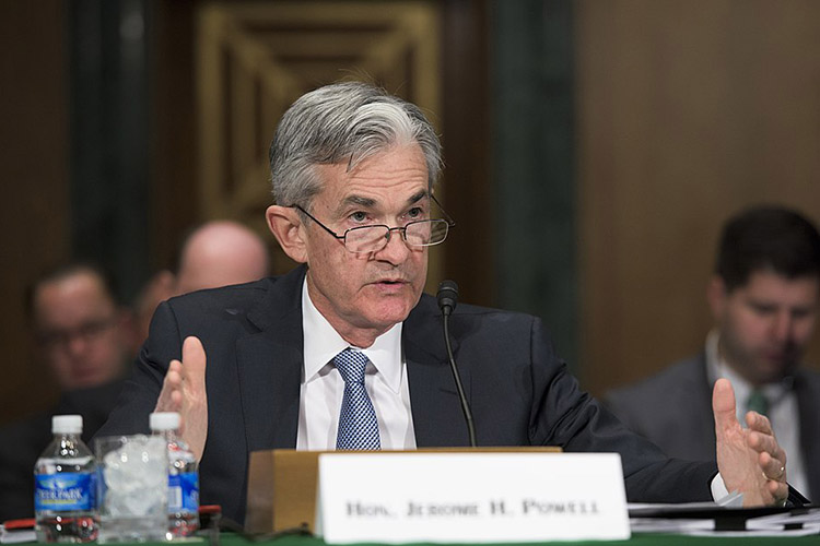 Руководитель ведомства Джером Пауэлл анонсировал уже не на уровне слухов, но однозначных планов, жесткое сокращение баланса ФРС