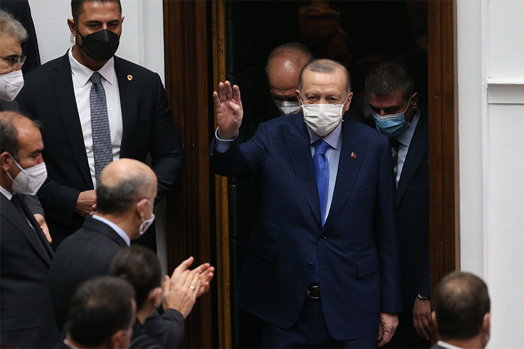 «Эрдоган в последнее время колоссальные усилия прилагает для того, чтобы разрушить внутреннюю стабильность в России, колоссальное количество скрытых ячеек, сект»