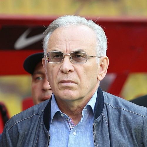 Гаджи Гаджиев — Бывший главный тренер «Анжи» и «Амкара»