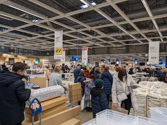 Шутите?! Я еще диван не купила!»: IKEA в Казани закрылась, но обещала вернуться