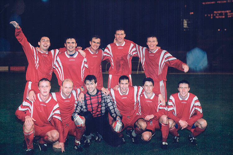 Розыгрыш 1999 года команда проводила в первом дивизионе — второй по силе лиге страны