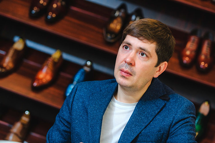 Рустам Бикмухаметов – основатель ателье индивидуального пошива обуви ZR Shoes