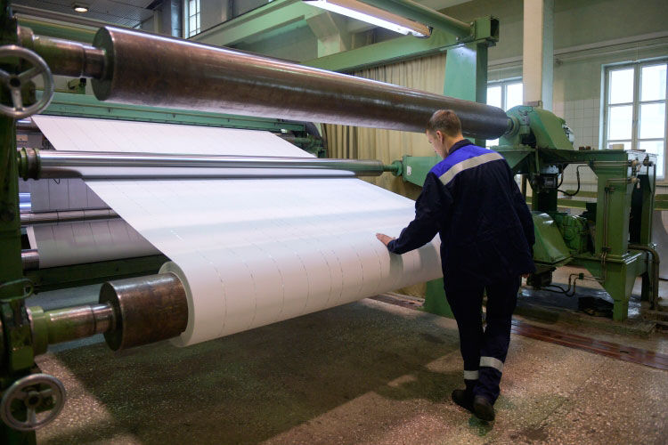 Главной причиной возникновения дефицита белой бумаги на рынке стала остановка двух крупнейших российских производителя