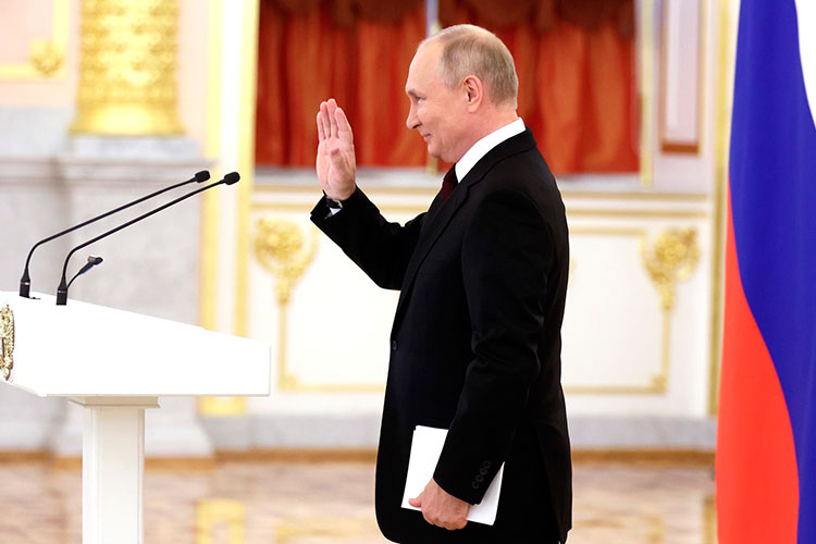 «Я верю, что он [Владимир Путин] любит Россию и что он делает всё, чтобы страна становилась лучше»