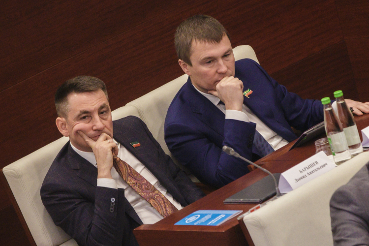 Барышев, его бизнес-партнер Вадим Махеев (справа) и ряд топ-менеджеров компании выехали из России в апреле 2021 года