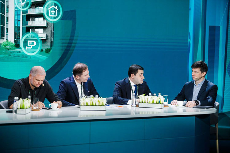 На конференции Сбербанка в Москве «Время изменений» участники рынка недвижимости дискутировали о господдержке отрасли, импортозамещении и новых возможностях