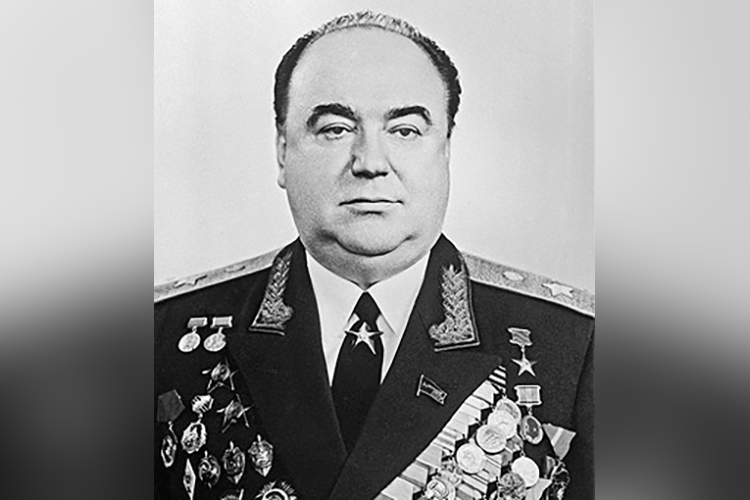 Несмотря на то, что Цвигун входил в «молдавскую» команду Леонида Брежнева, однако он более 12 лет служил в КГБ в мусульманских регионах