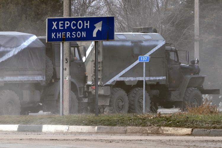 Херсонская область находится под контролем Вооруженных сил РФ с 15 апреля, и процесс «обрусения» здесь уже идет довольно активно